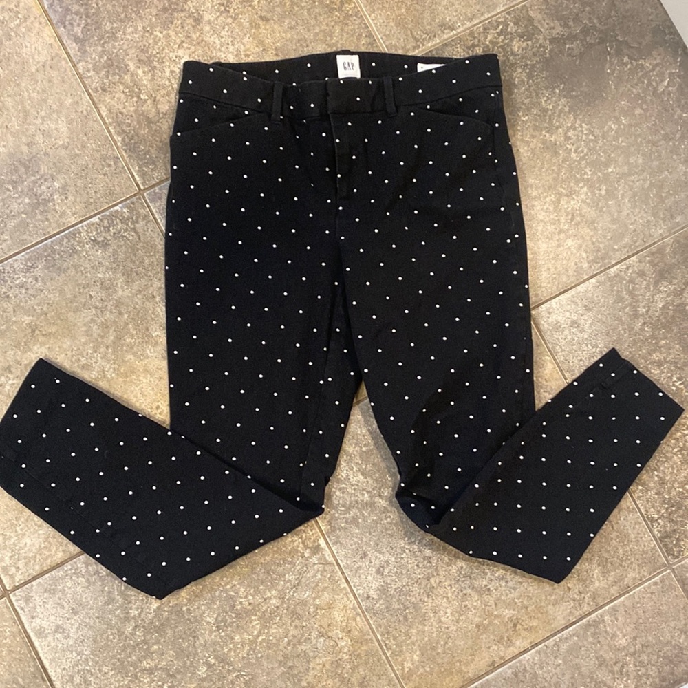 Gap size 6 black khaki pants